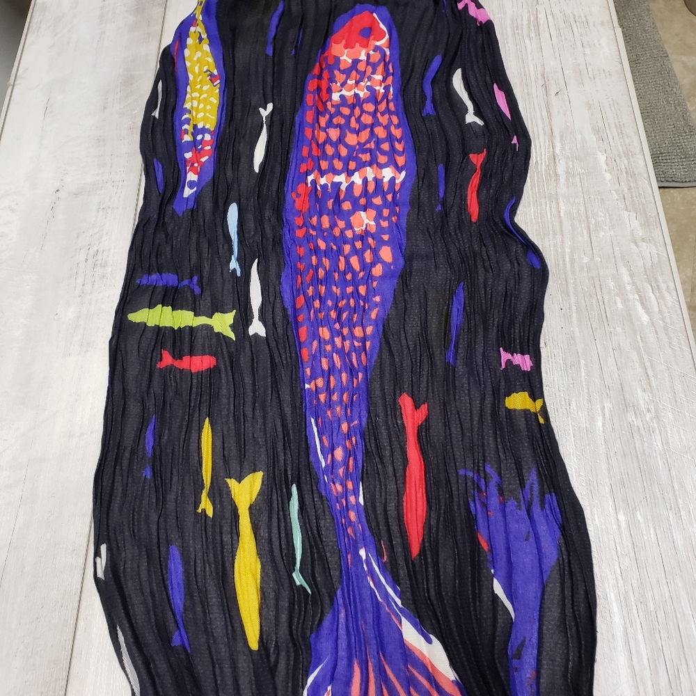 Vera Bradley "Fish Multi" Light Fringe Scarf Shawl - Picture 5 of 10